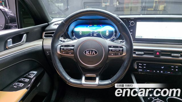 Kia K5 2021 — photo 20