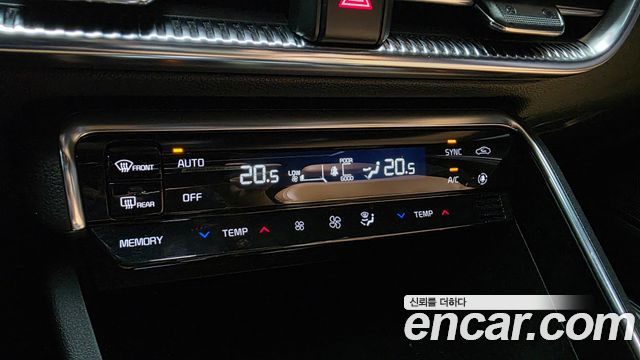 Kia K5 2021 — photo 23