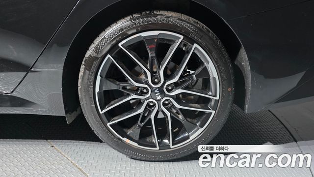 Kia K5 2021 — photo 7