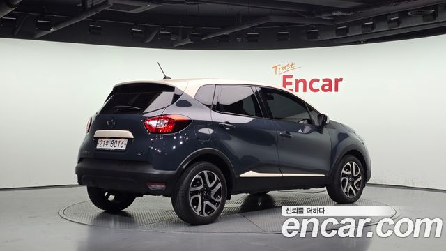 Renault Korea QM3 2017 — photo 2