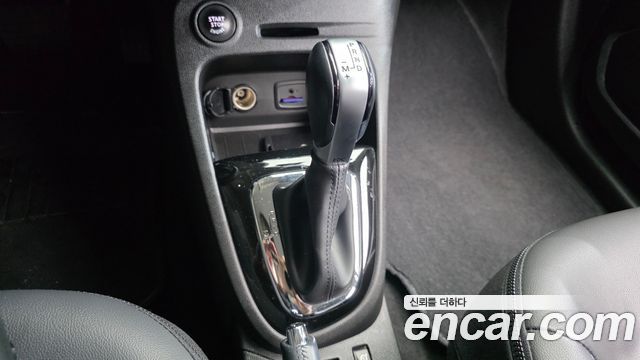 Renault Korea QM3 2017 — photo 12