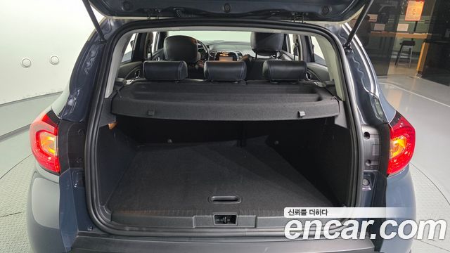 Renault Korea QM3 2017 — photo 26