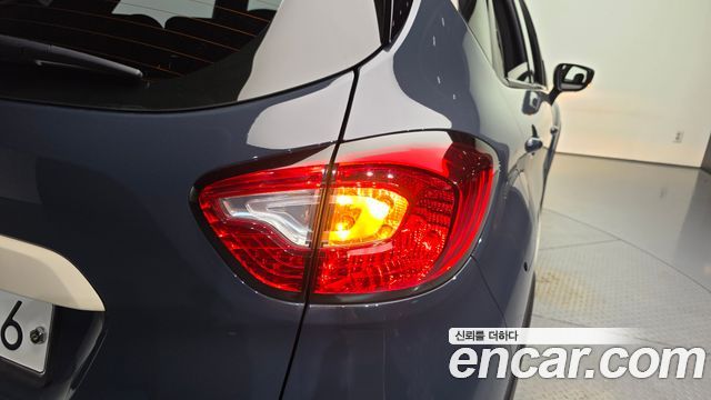 Renault Korea QM3 2017 — photo 9