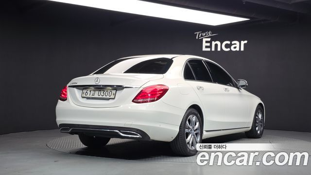 Mercedes-Benz C-Class 2016 — photo 2