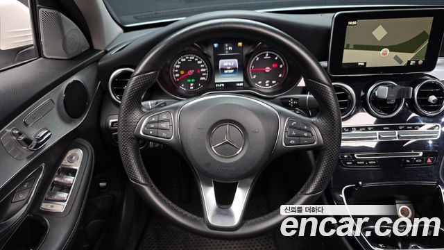 Mercedes-Benz C-Class 2016 — photo 13