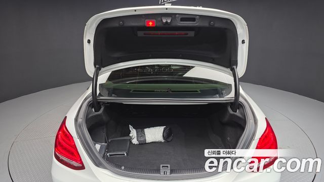 Mercedes-Benz C-Class 2016 — photo 20