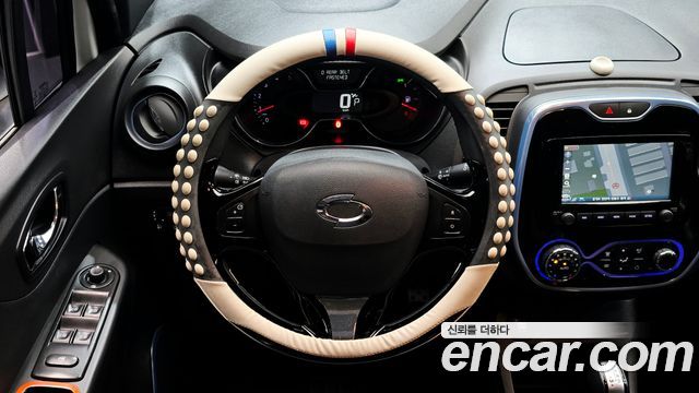 Renault Korea QM3 2017 — photo 14