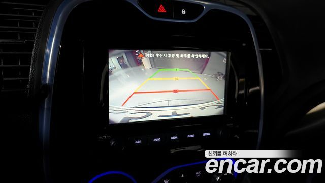 Renault Korea QM3 2017 — photo 15