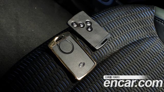 Renault Korea QM3 2017 — photo 16