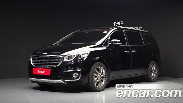 Kia Canival 2016 — photo 1