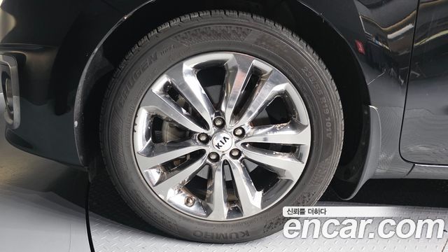 Kia Canival 2016 — photo 5