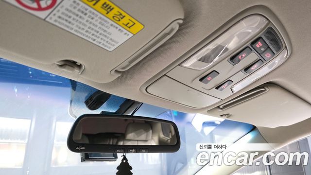 Kia Canival 2016 — photo 17