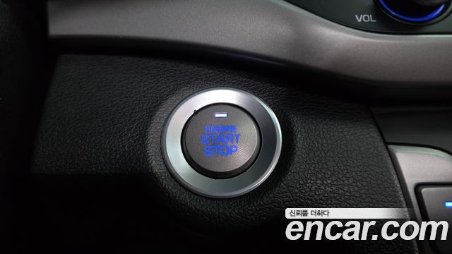 Hyundai AVANTE 2018 — photo 22