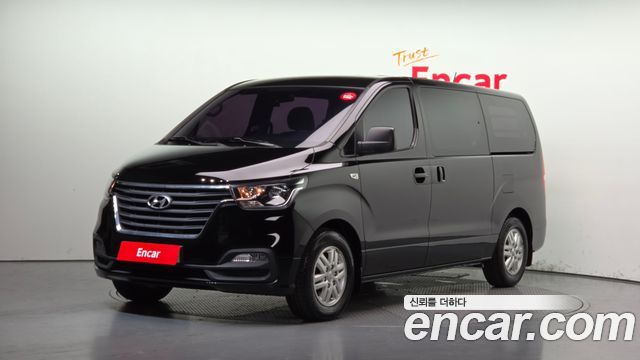Hyundai Starex 2020 — photo 1
