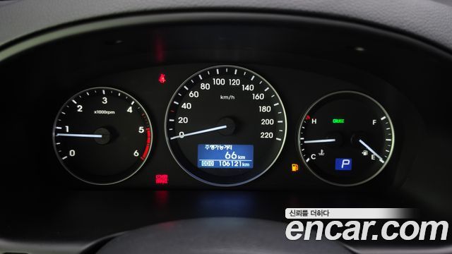 Hyundai Starex 2020 — photo 11