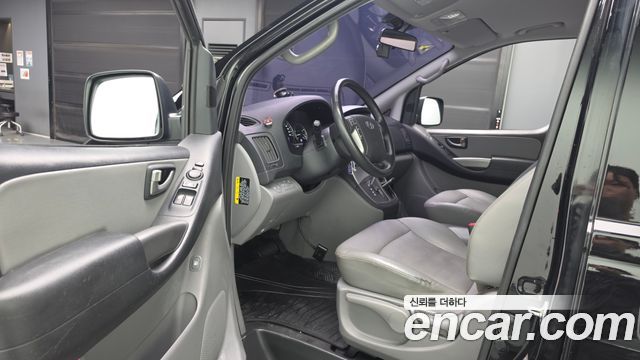Hyundai Starex 2020 — photo 13