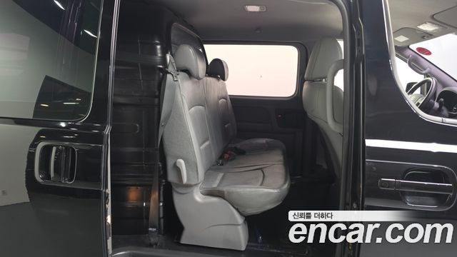 Hyundai Starex 2020 — photo 18