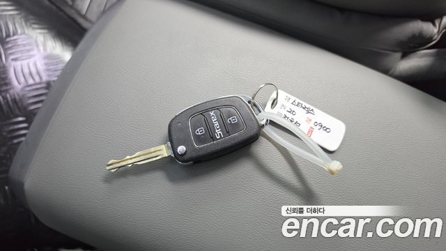 Hyundai Starex 2020 — photo 23