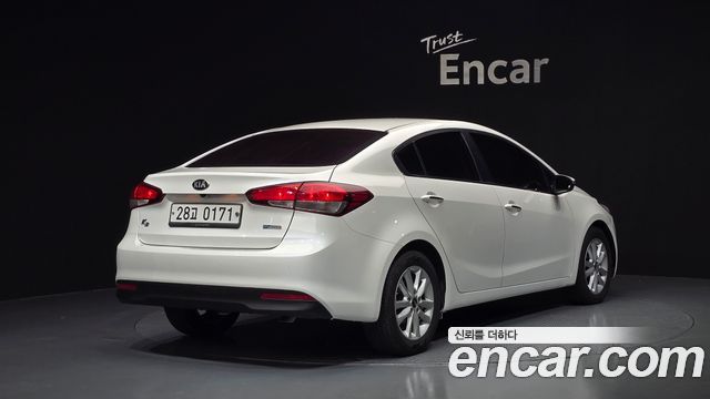 Kia K3 2017 — photo 2