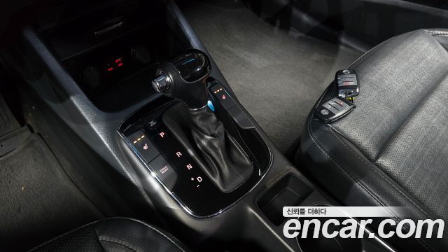 Kia K3 2017 — photo 9