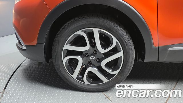 Renault Korea QM3 2017 — photo 5