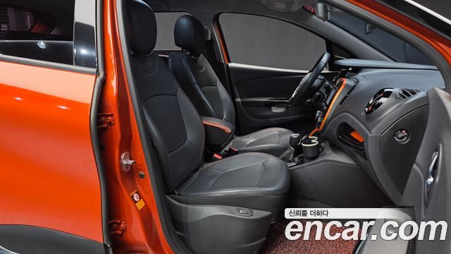 Renault Korea QM3 2017 — photo 17