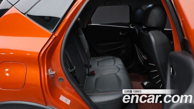 Renault Korea QM3 2017 — photo 18