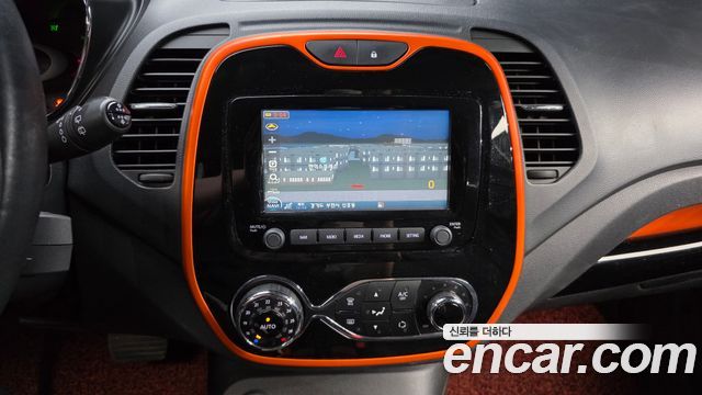 Renault Korea QM3 2017 — photo 20