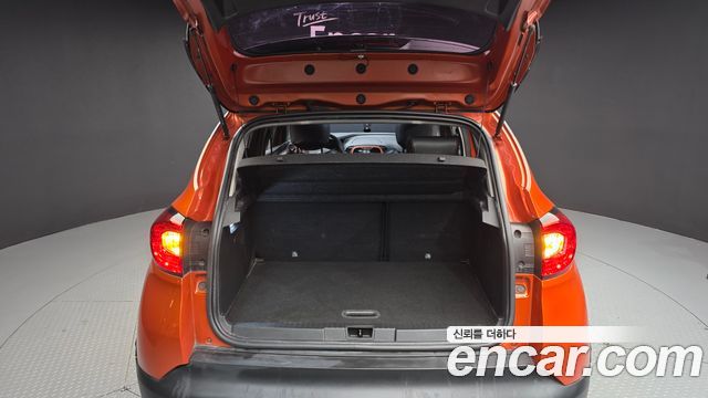 Renault Korea QM3 2017 — photo 26