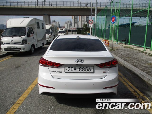 Hyundai AVANTE 2016 — photo 4