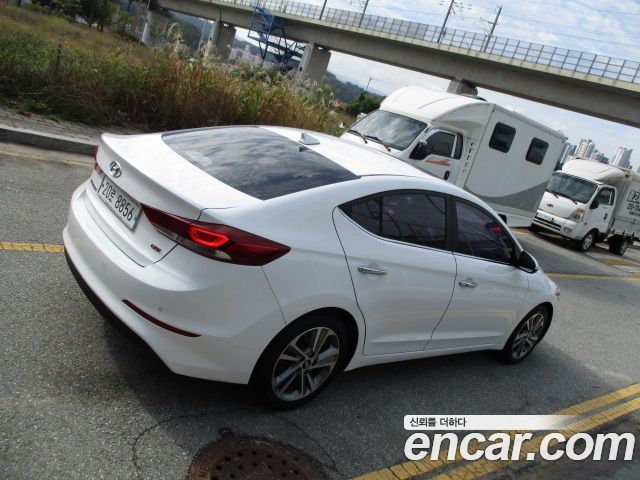 Hyundai AVANTE 2016 — photo 5