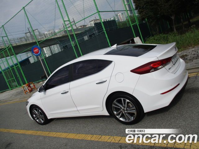 Hyundai AVANTE 2016 — photo 6