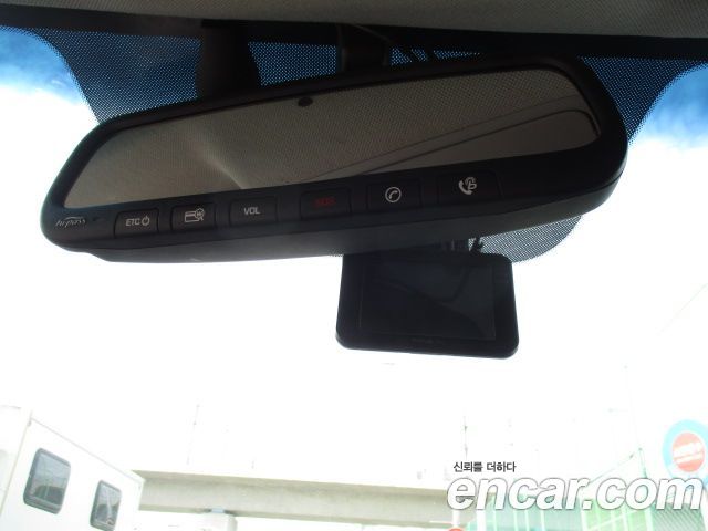 Hyundai AVANTE 2016 — photo 15