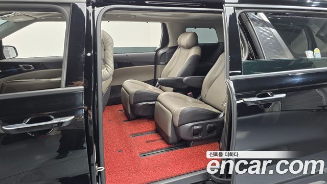 Kia Canival 2025 — photo 17