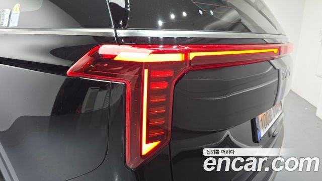 Kia Canival 2025 — photo 9
