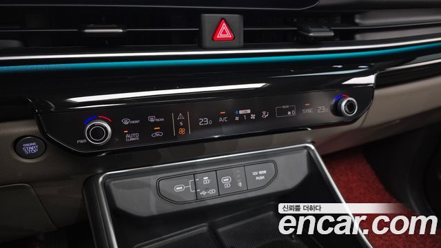 Kia Canival 2025 — photo 32