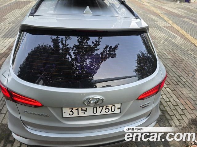 Hyundai Santafe 2016 — photo 2