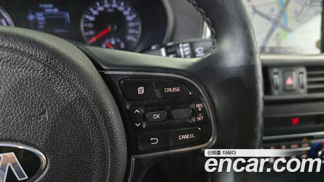 Kia K5 2016 — photo 24