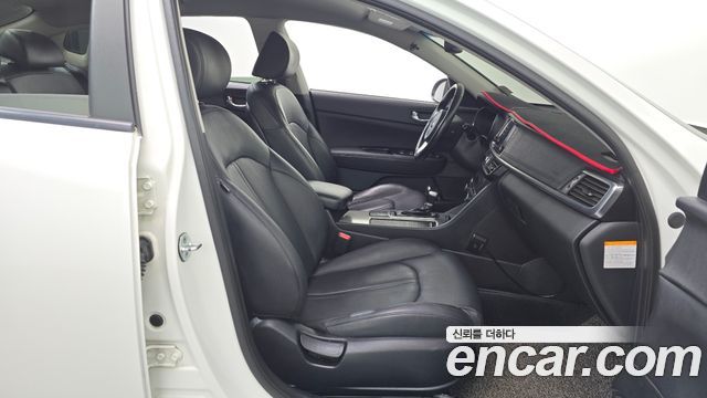 Kia K5 2016 — photo 16