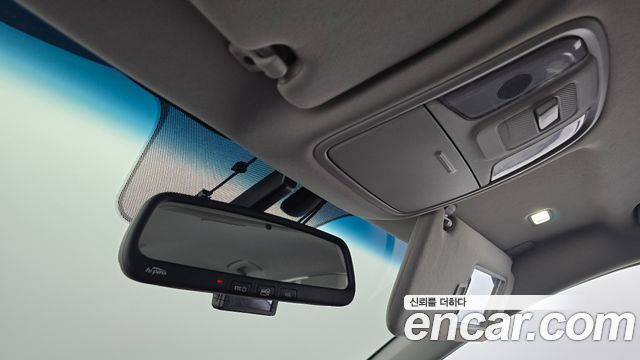 Kia K5 2016 — photo 27