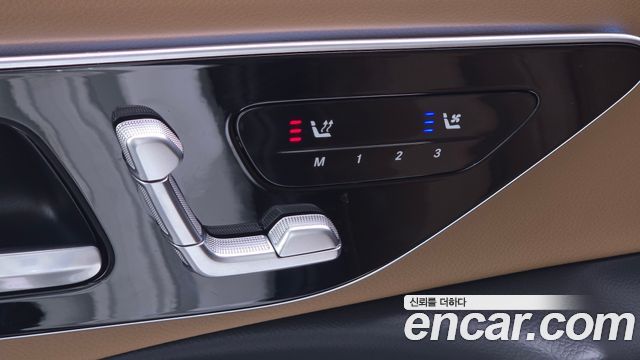 Mercedes-Benz E-Class 2025 — photo 34