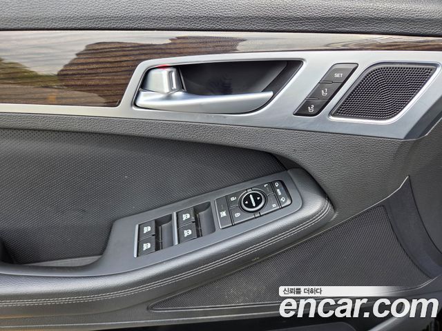 Genesis G80 2018 — photo 12