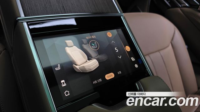 Land Rover Range Rover 2026 — photo 17