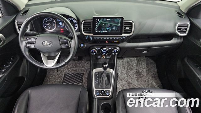 Hyundai Venue 2022 — photo 10