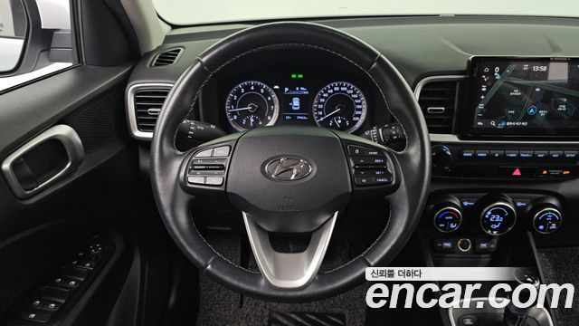 Hyundai Venue 2022 — photo 19