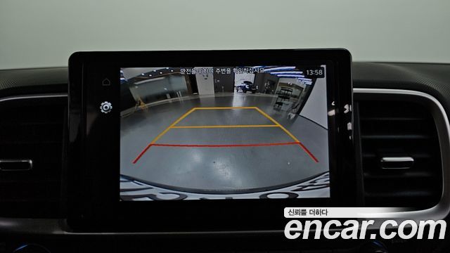 Hyundai Venue 2022 — photo 21