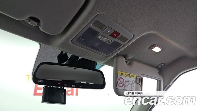 Hyundai Venue 2022 — photo 25