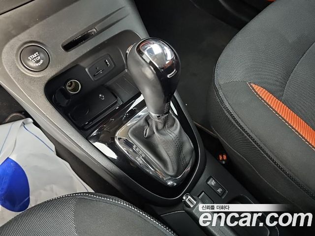 Renault Korea QM3 2014 — photo 8