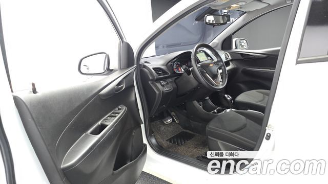 Chevrolet Korea Spark 2017 — photo 13