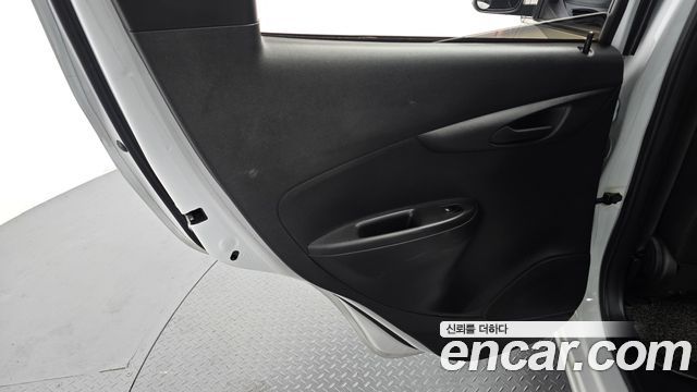Chevrolet Korea Spark 2017 — photo 15